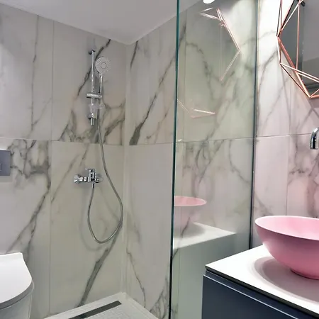 Queen 3 Apartment, In The Heart Of Corfu Historical Old Town Center Διαμέρισμα *